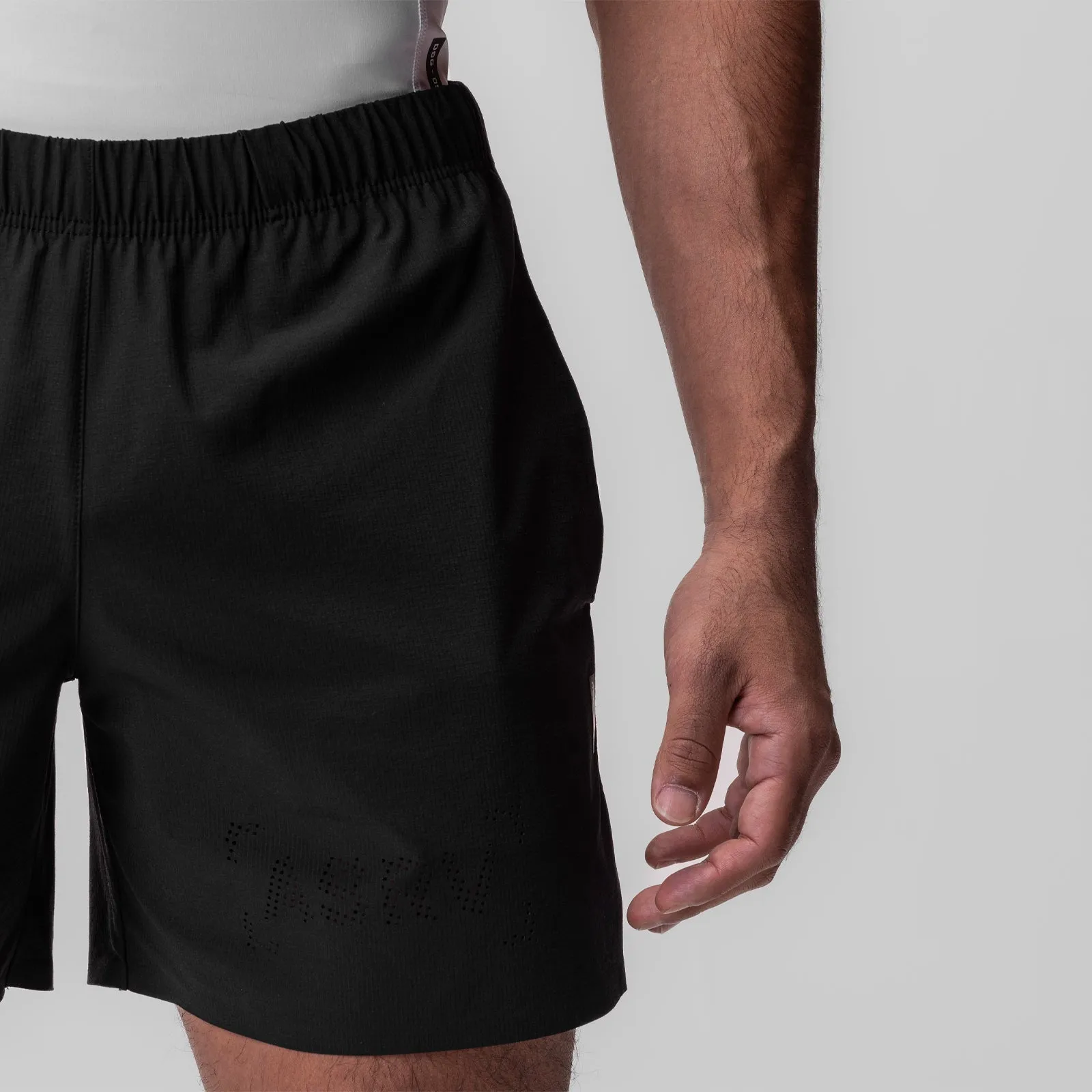 0737. Ripstop 6" Perforated Short - Black