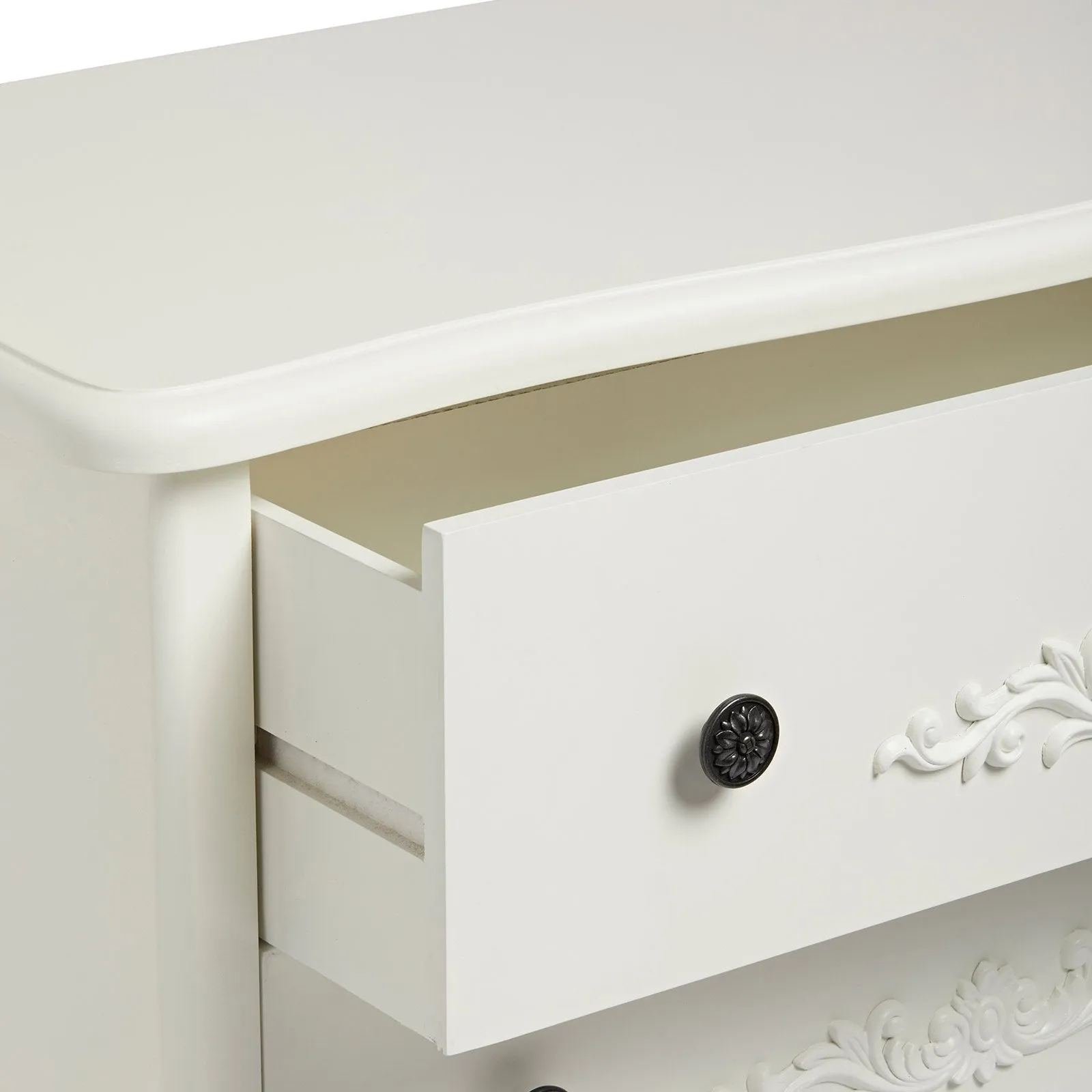 Antoinette White 4 Drawer Chest