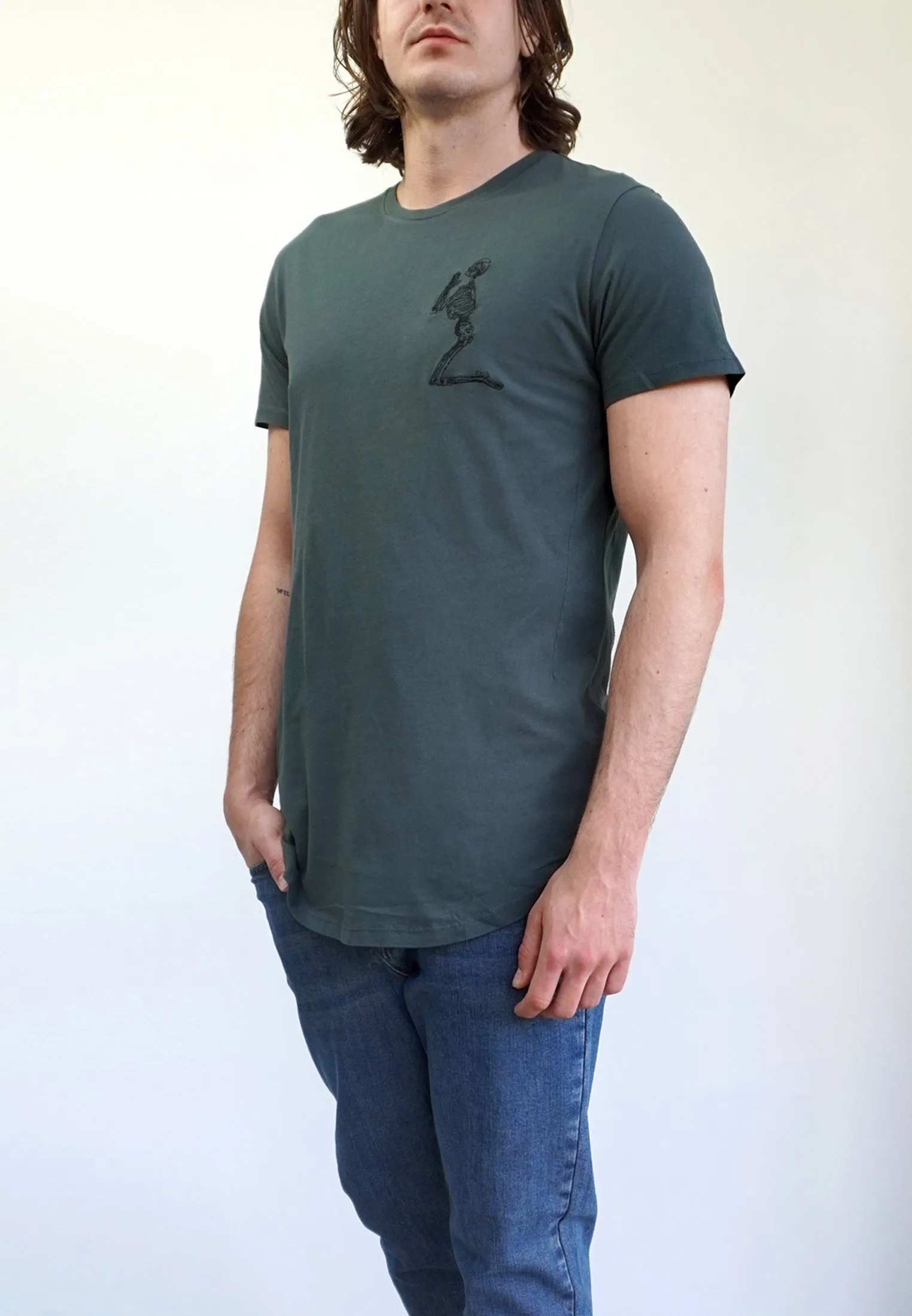 ESSENTIAL BIG SKELETON DARK METAL T-SHIRT