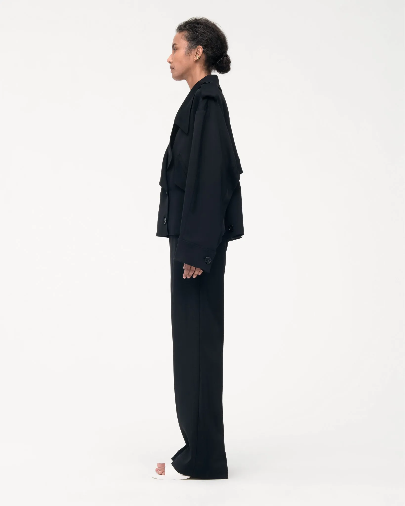 Fluid Cropped Trench