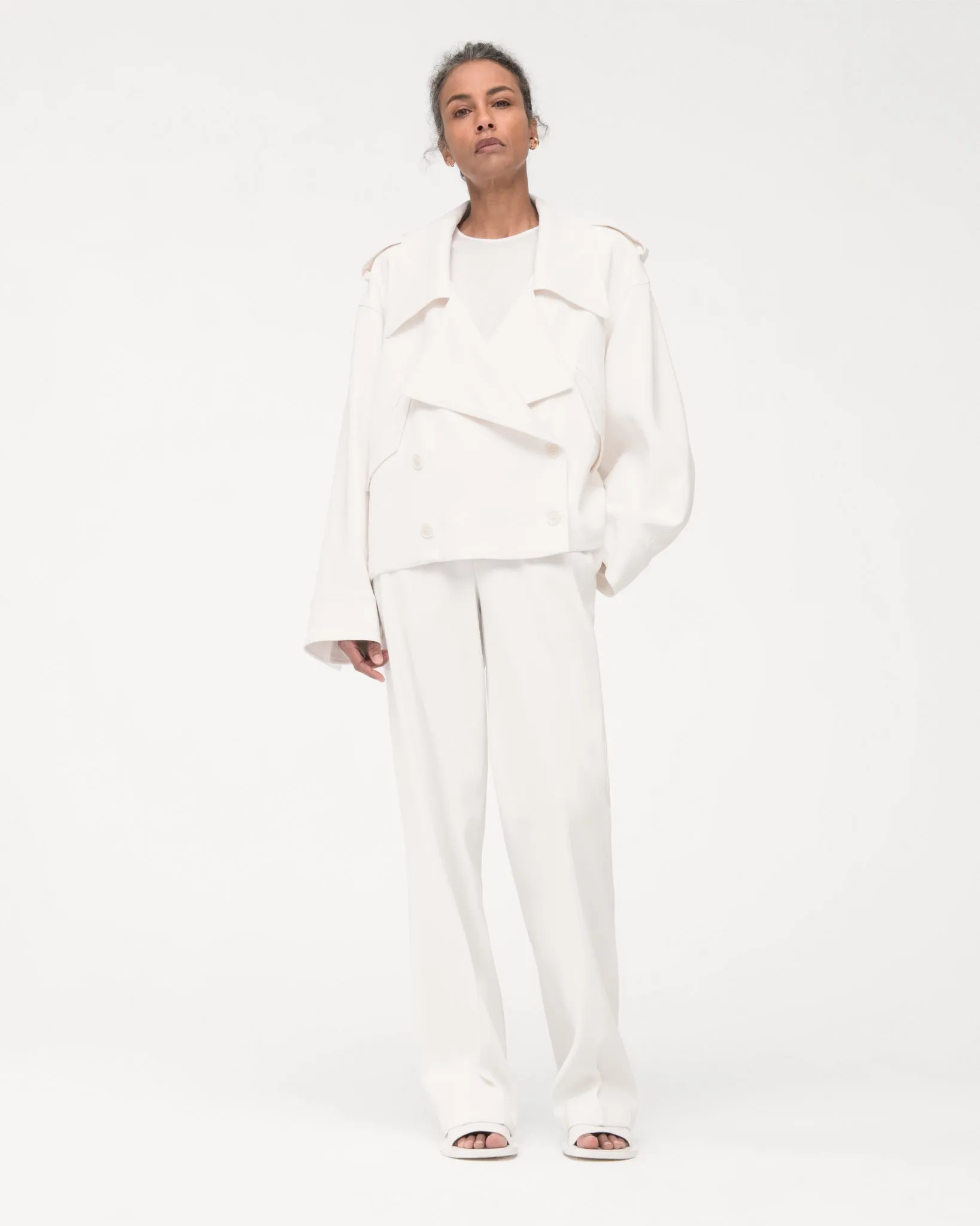 Fluid Cropped Trench
