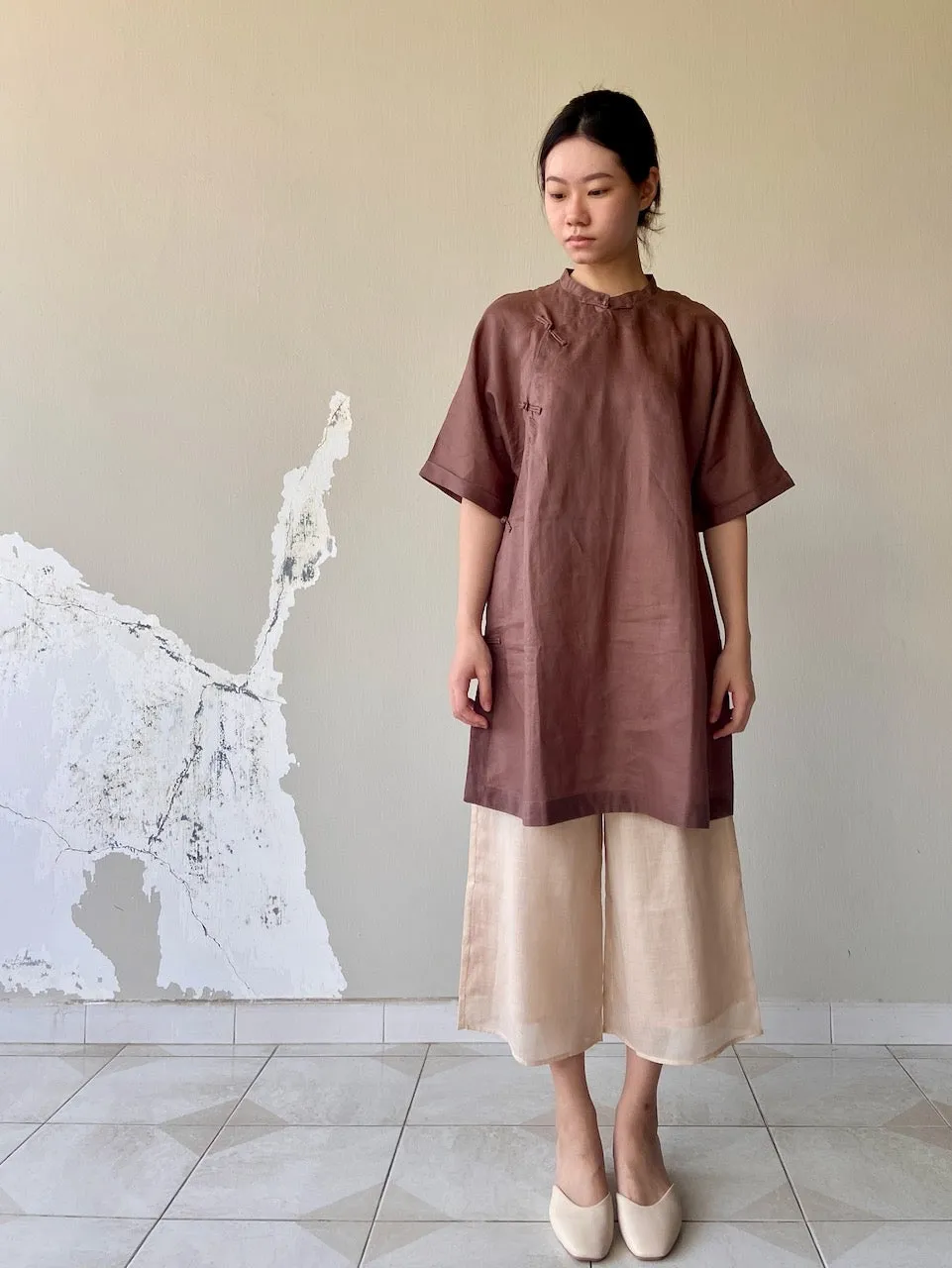 Simple Cheongsam Long Shirt in Brown