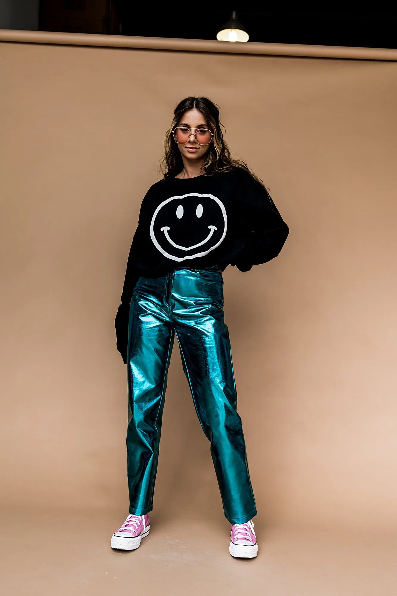 The World Needs Your Magic Puff Print Pullover in Black/White