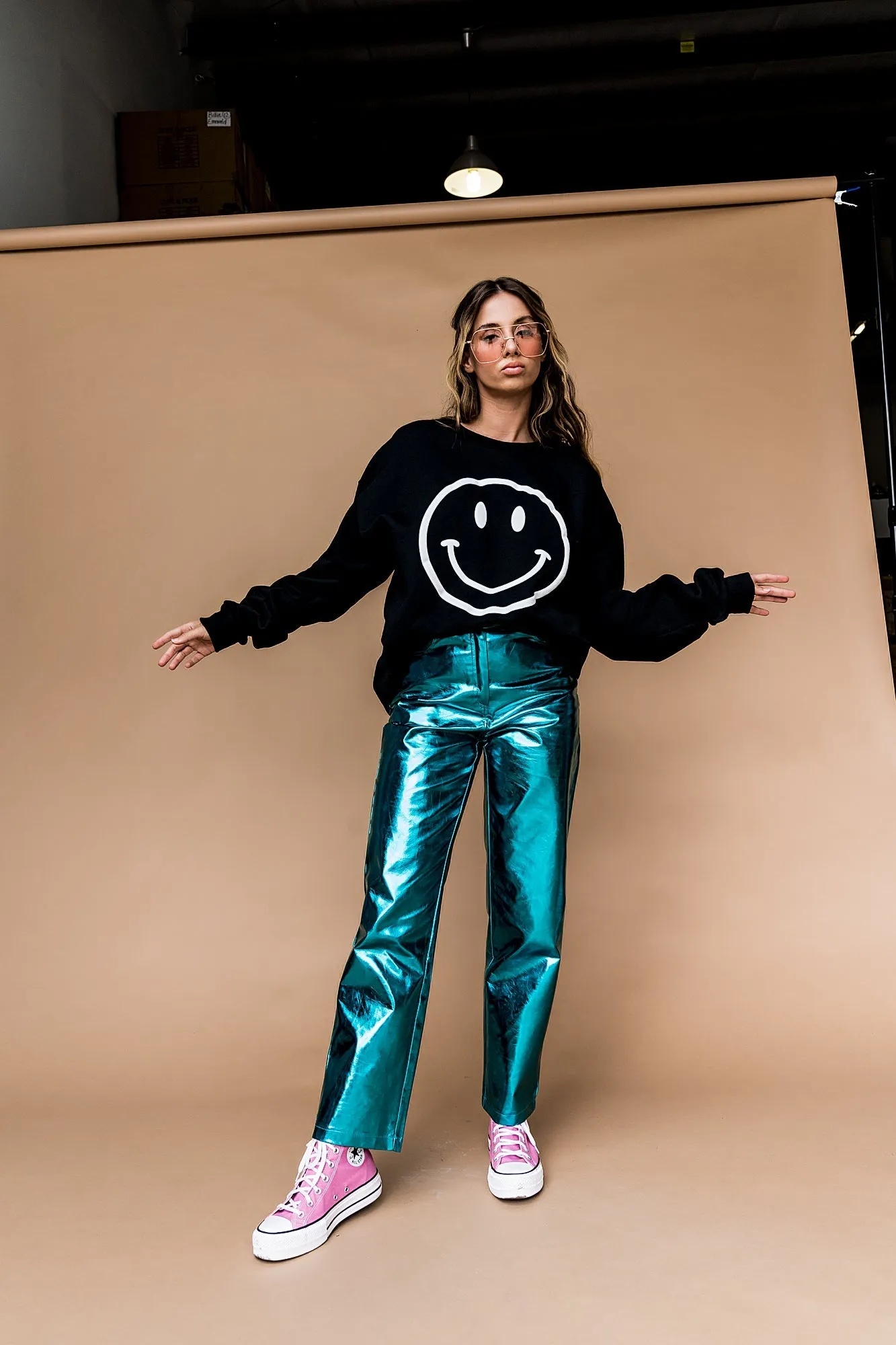 The World Needs Your Magic Puff Print Pullover in Black/White