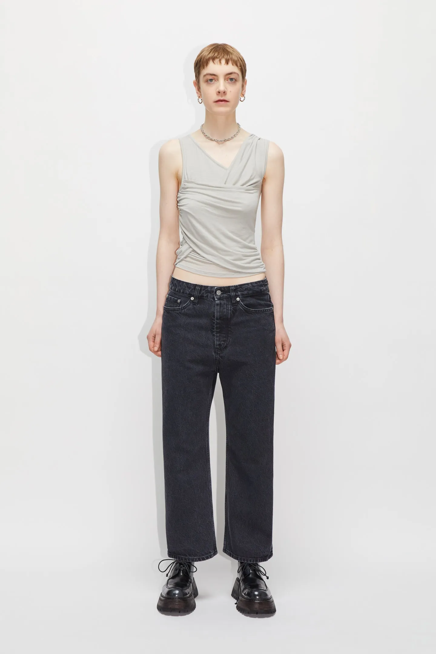Wide-leg Cropped Jeans